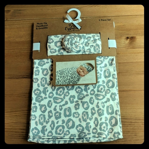 baby essentials brand blanket